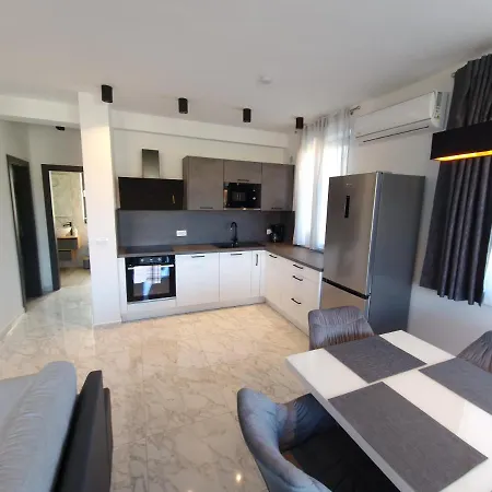 Apartments Marebella Lumbarda Exterior photo