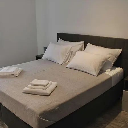 Apartments Marebella Lumbarda Room photo
