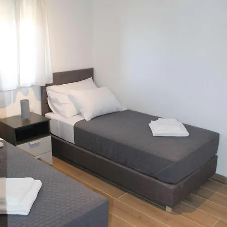 Apartments Marebella Lumbarda Room photo
