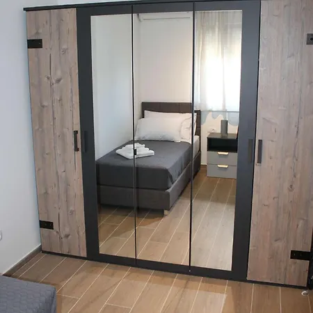 Apartments Marebella Lumbarda Room photo